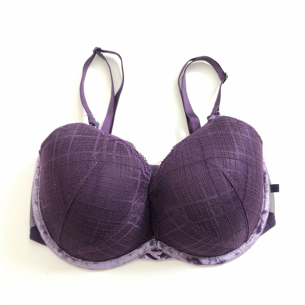 Victoria’s Secret Purple Lace Velvet Trim Push-Up Padded Bra 34DD